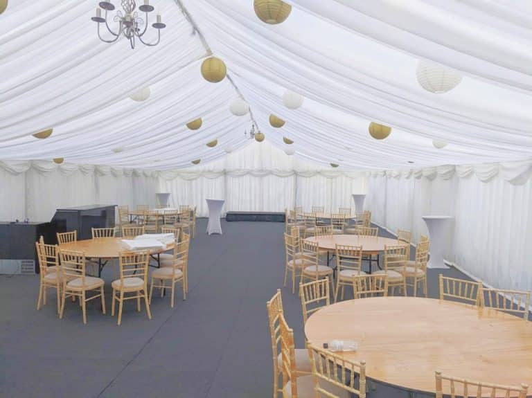 Family Party 9m x 18m